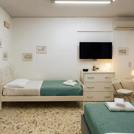 Nanapolis Penzion