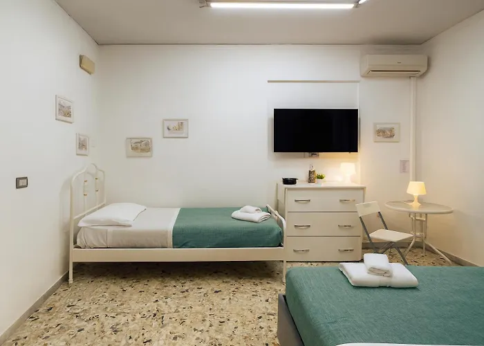 Nanapolis Guest house